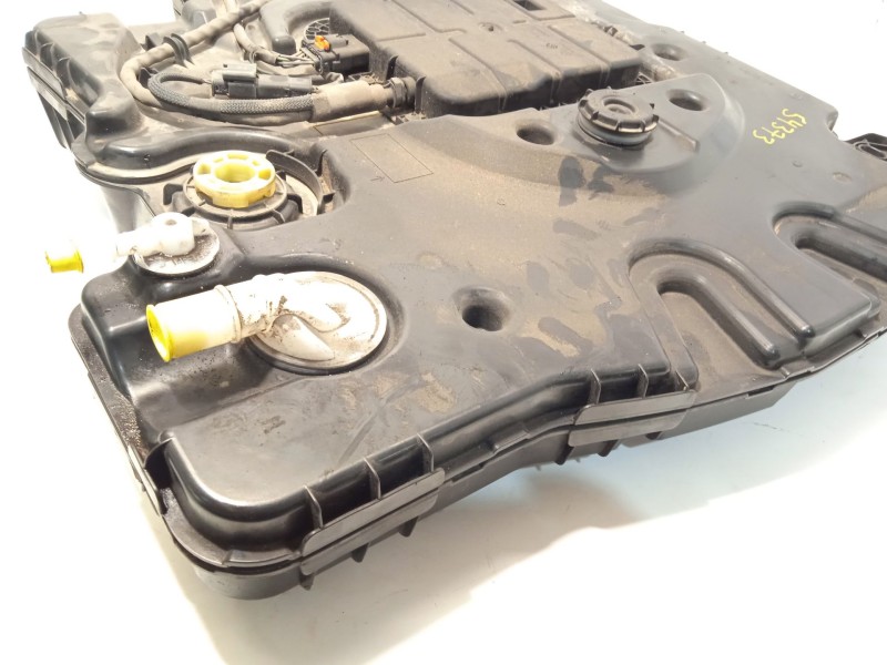 Recambio de deposito aditivo fap adblue para citroën c4 cactus 1.5 bluehdi 100 referencia OEM IAM 9827948380  