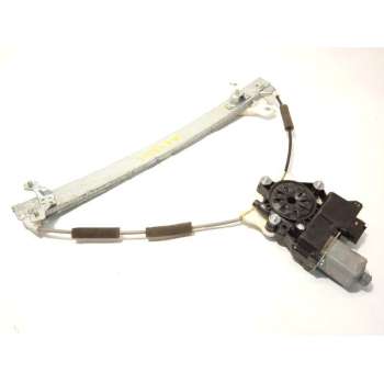 ELEVALUNAS DELANTERO IZQUIERDO 82450C8010 82403C7010
