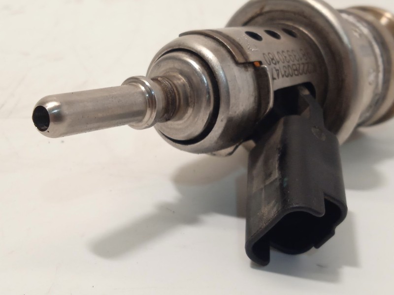 Recambio de inyector para citroën c4 cactus 1.5 bluehdi 100 referencia OEM IAM 9813930180  