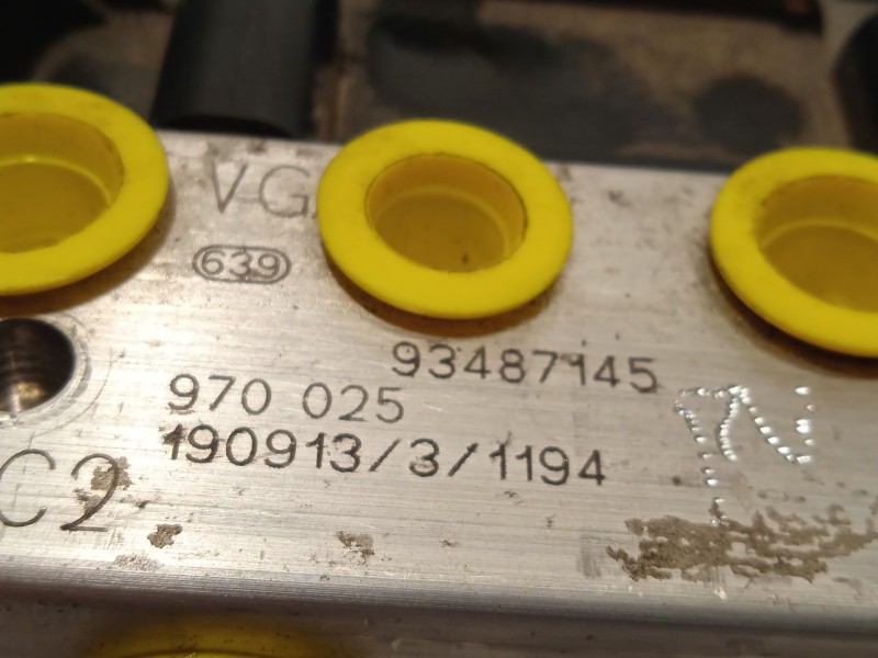 Recambio de abs para citroën c4 cactus 1.5 bluehdi 100 referencia OEM IAM 93487145 9834565080 970025