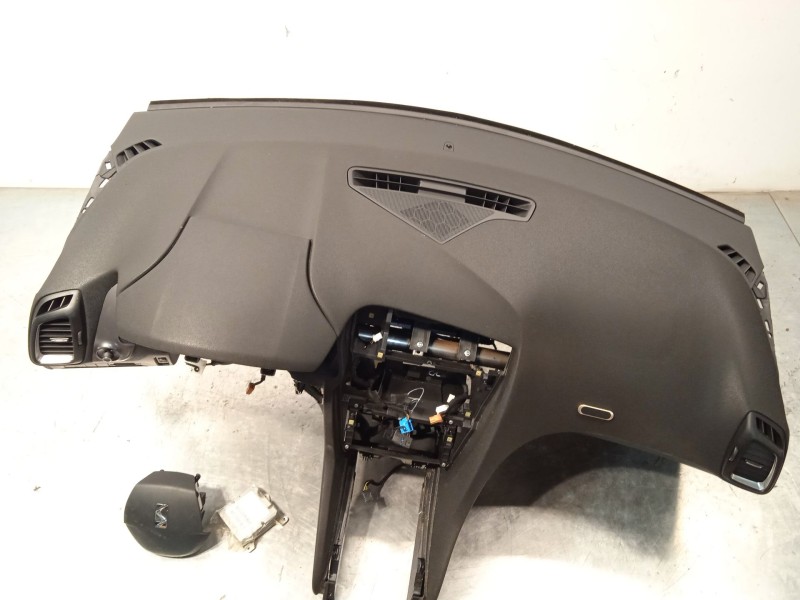 Recambio de kit airbag para citroën ds5 1.6 hdi 115 referencia OEM IAM 96709974ZD 1610116780 96864298ZD