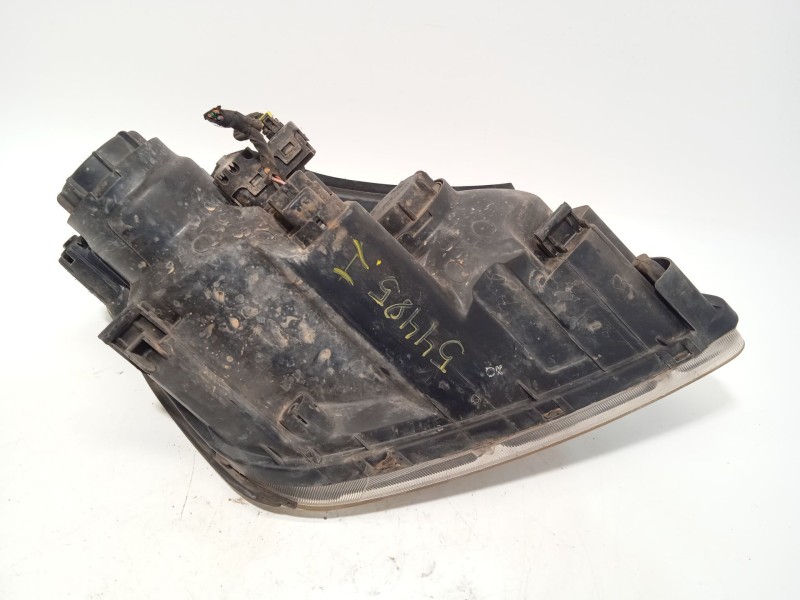 Recambio de faro izquierdo para kia carens iii monospace (un) 2.0 crdi 140 referencia OEM IAM 921011D020  