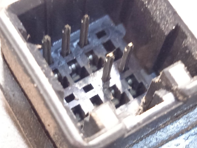 Recambio de retrovisor derecho para kia carnival ii (gq) 2.5 v6 referencia OEM IAM K55C69120  