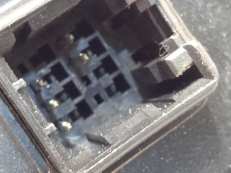 Recambio de retrovisor izquierdo para kia carnival ii (gq) 2.5 v6 referencia OEM IAM K55C69180  