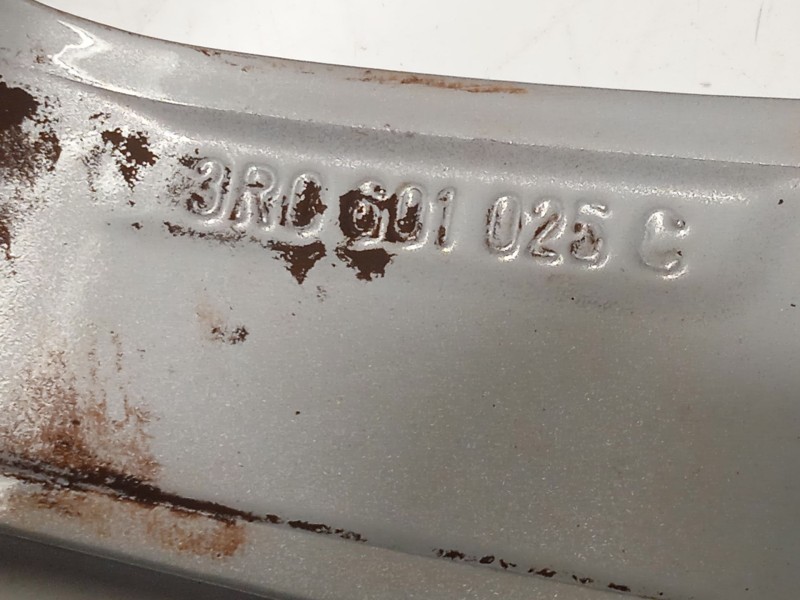 Recambio de llanta para seat exeo st (3r5) 2.0 tdi referencia OEM IAM 3R0601025C 3R0601025C8Z8 