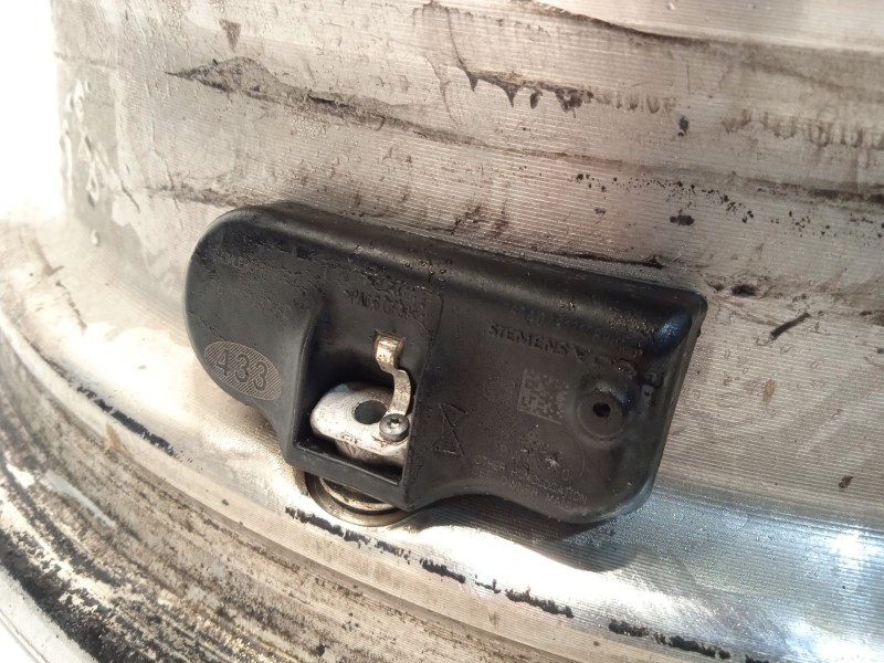 Recambio de llanta para chrysler grand voyager v (rt) 2.8 crd referencia OEM IAM 1BD60TRMAC K1BD60PAKAC 1BD60PAKAC