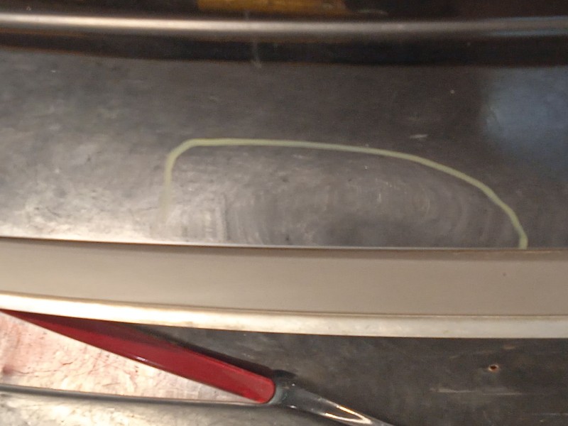 Recambio de porton trasero para ssangyong rodius i 2.7 xdi referencia OEM IAM 6401121101  