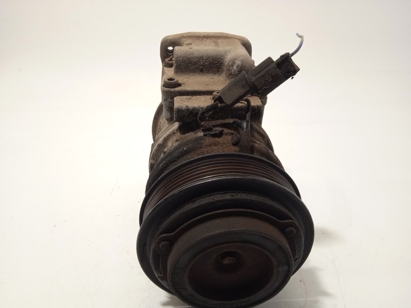 Recambio de compresor aire acondicionado para ssangyong rodius i 2.7 xdi referencia OEM IAM 6652300011  180500390A