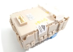 Recambio de caja reles / fusibles para toyota auris (_e15_) 1.6 (zre151_) referencia OEM IAM 8273002J71   2