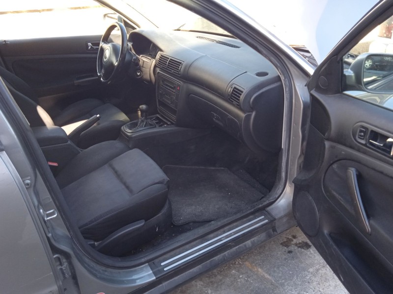 volkswagen passat b5.5 (3b3) del año 2002