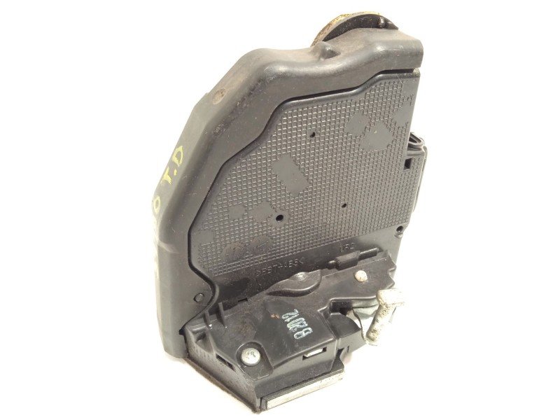 Recambio de cerradura puerta trasera derecha para toyota auris (_e15_) 1.6 (zre151_) referencia OEM IAM 6905002180  