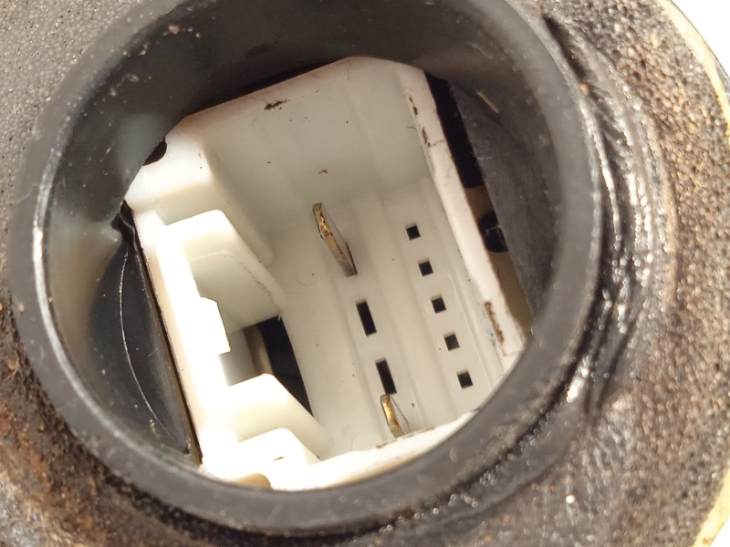 Recambio de cerradura puerta trasera derecha para toyota auris (_e15_) 1.6 (zre151_) referencia OEM IAM 6905002180  