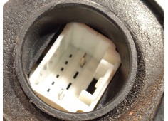 Recambio de cerradura puerta trasera izquierda para toyota auris (_e15_) 1.6 (zre151_) referencia OEM IAM 6906002170   2