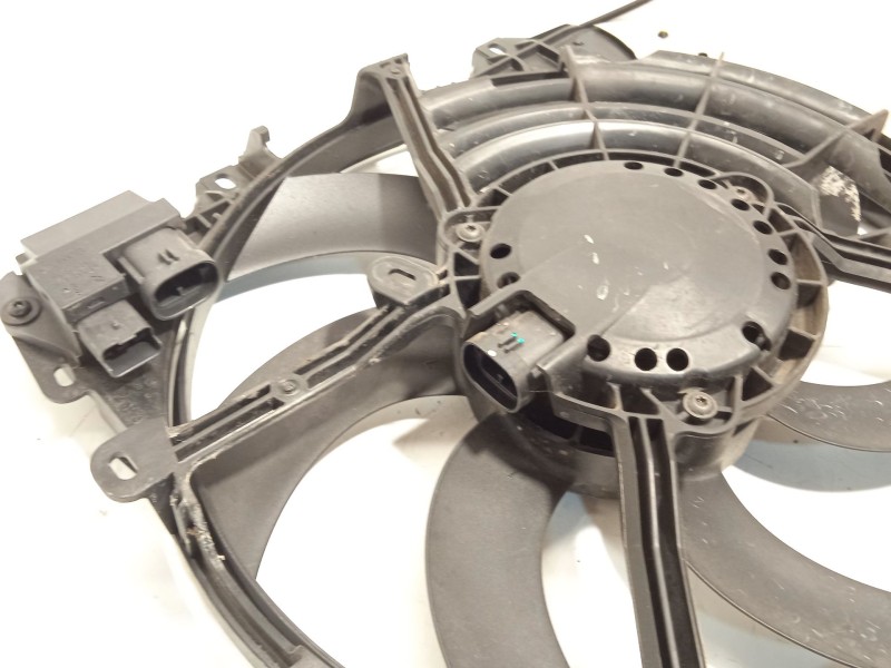 Recambio de electroventilador para peugeot 2008 i (cu_) 1.2 thp 110 / puretech 110 referencia OEM IAM 9801666680  