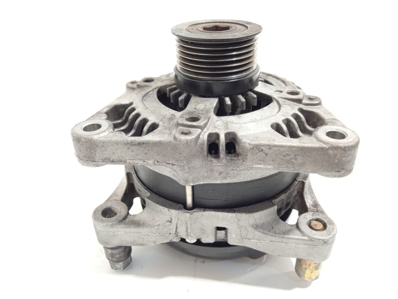 Recambio de alternador para volvo s40 ii (544) 2.0 d referencia OEM IAM MAN7416 63377416010 063377416010