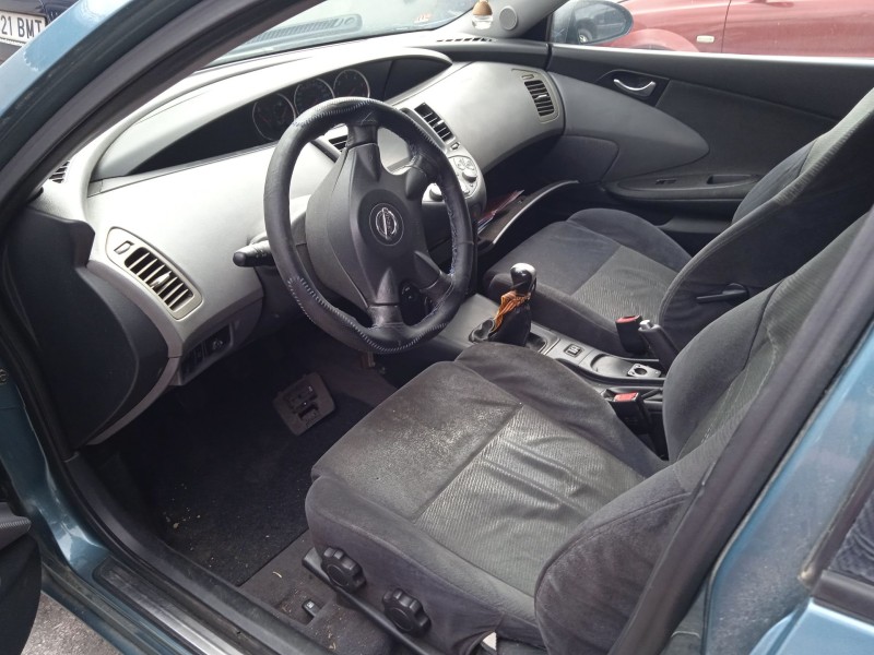 nissan primera (p12) del año 2003