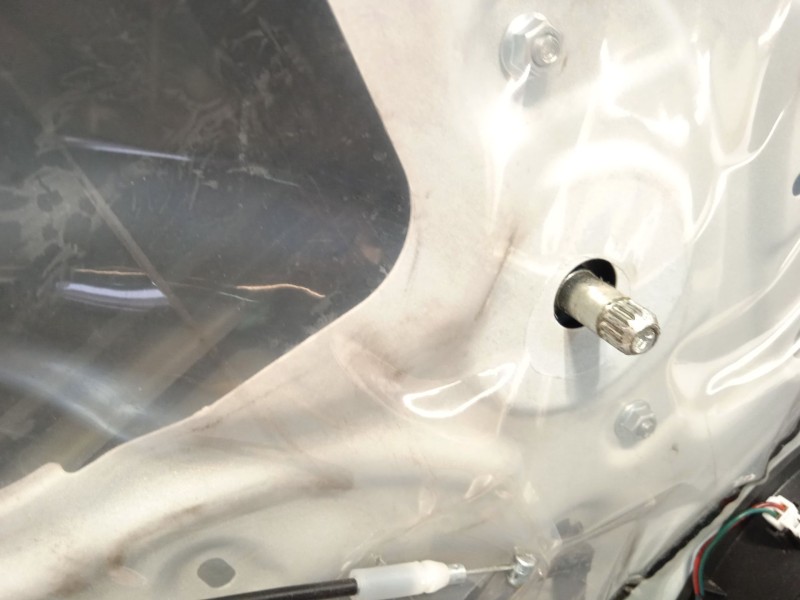 Recambio de puerta trasera izquierda para hyundai i20 i (pb, pbt) 1.4 referencia OEM IAM 770031J000  