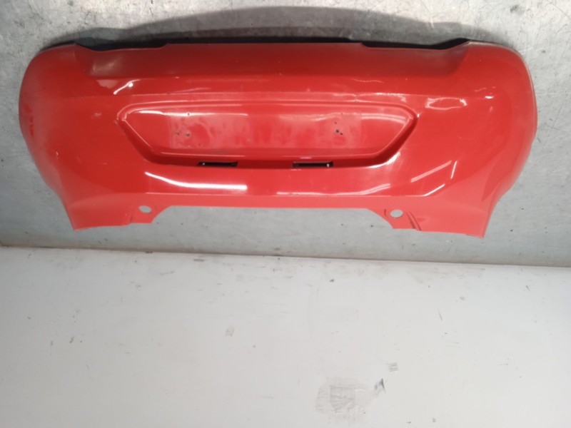 Recambio de paragolpes trasero para ford ka (ru8) 1.3 tdci referencia OEM IAM 1580749 9S5117906AAXWAA 