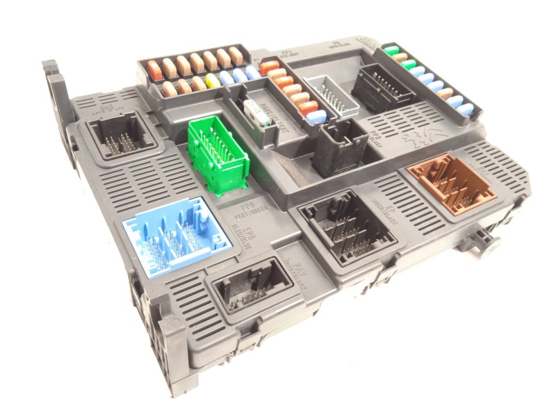 Recambio de caja reles / fusibles para peugeot 2008 i (cu_) 1.2 thp 110 / puretech 110 referencia OEM IAM 9807532080 1611785780 