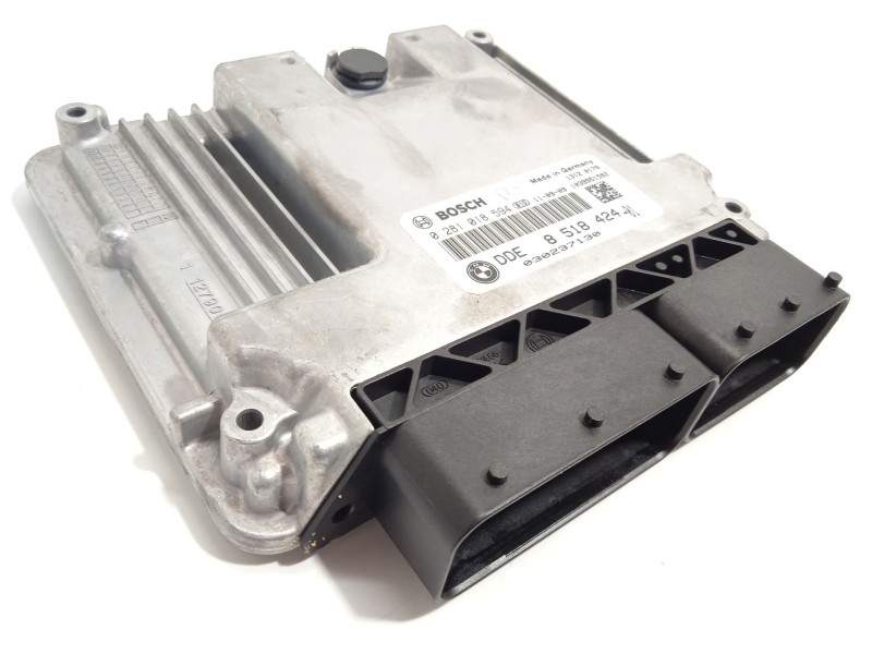 Recambio de centralita motor uce para bmw 1 (f20) 116 d referencia OEM IAM 8518424  0281018594