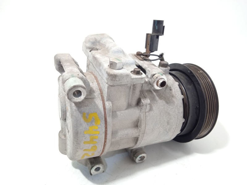 Recambio de compresor aire acondicionado para hyundai i20 i (pb, pbt) 1.4 referencia OEM IAM 977011J100  
