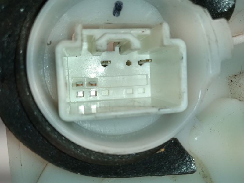 Recambio de cerradura puerta trasera izquierda para mazda 3 (bm, bn) 2.2 d referencia OEM IAM BHN973310A  