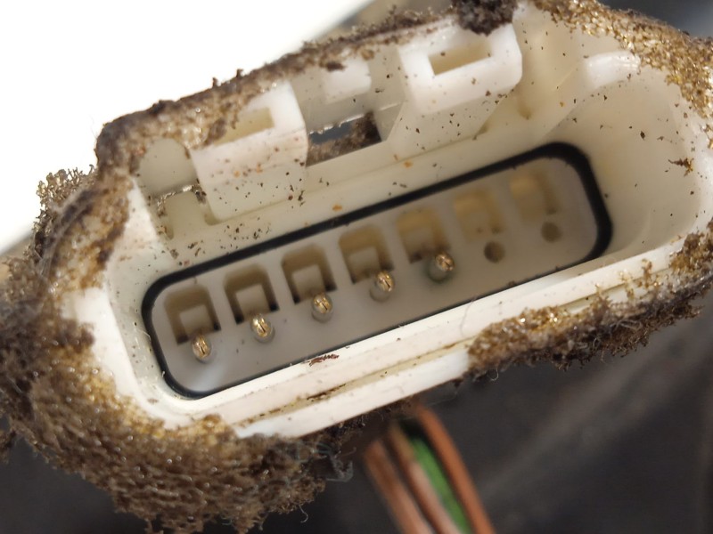 Recambio de retrovisor izquierdo para ford ka (ru8) 1.3 tdci referencia OEM IAM 1751721 BS5117683AB5YYW 