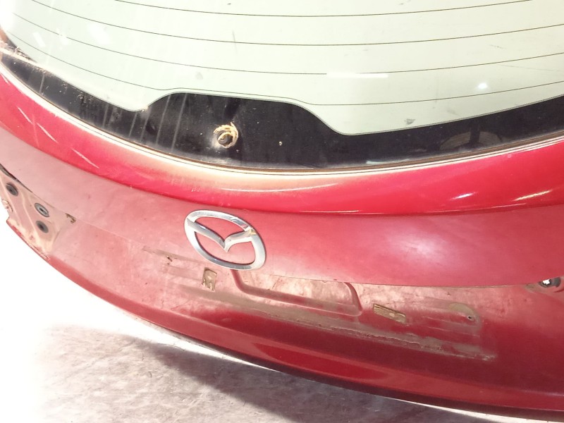 Recambio de porton trasero para mazda 3 (bm, bn) 2.2 d referencia OEM IAM BHY16202XB  