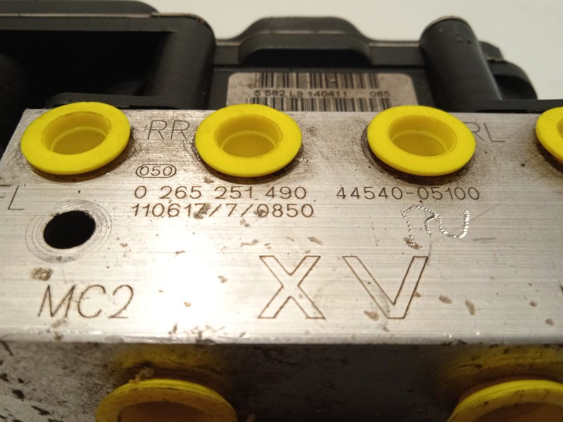 Recambio de abs para toyota avensis (t27) advance referencia OEM IAM 4454005100 0265951567 0265251490