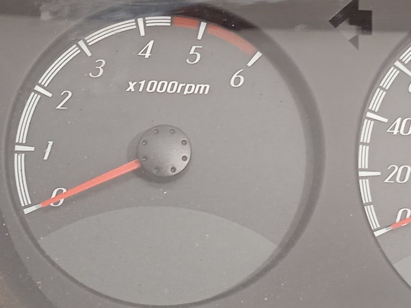 Recambio de cuadro instrumentos para ssangyong actyon i 2.0 xdi referencia OEM IAM 8021031520  