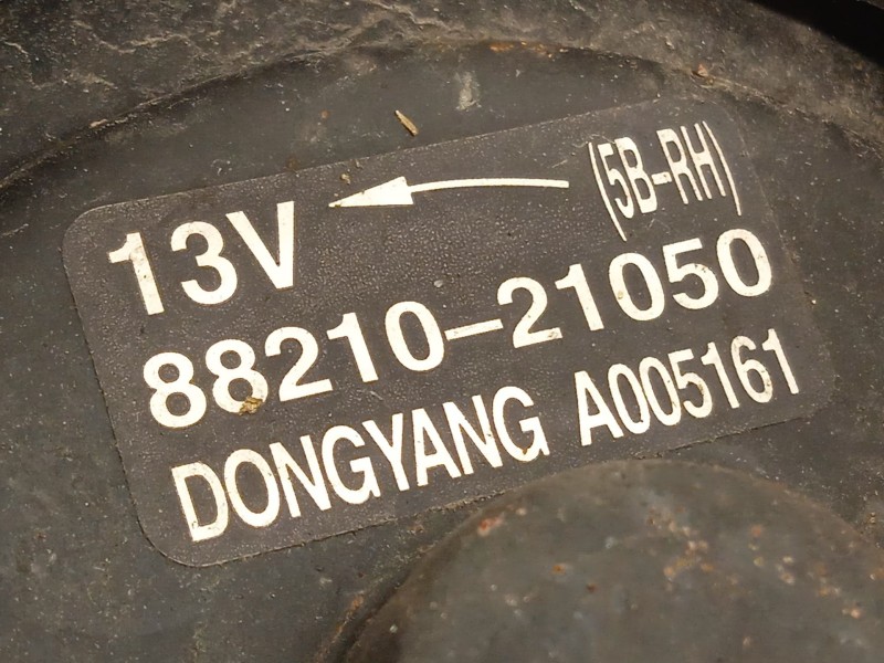 Recambio de electroventilador para ssangyong actyon i 2.0 xdi referencia OEM IAM 8821021050  