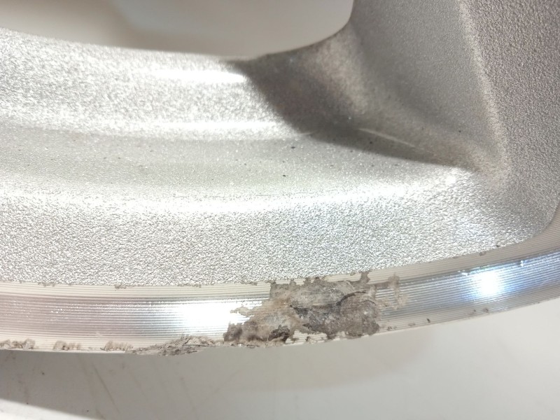 Recambio de llanta para dodge journey 2.0 crd referencia OEM IAM 1CY84TRMAA 1CY85TRMAA 