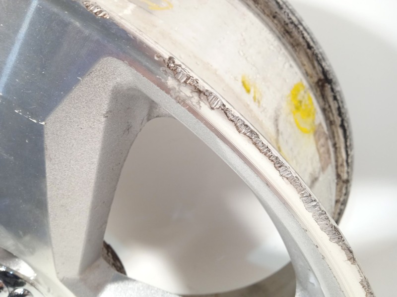 Recambio de llanta para dodge journey 2.0 crd referencia OEM IAM 1CY84TRMAA 1CY85TRMAA 