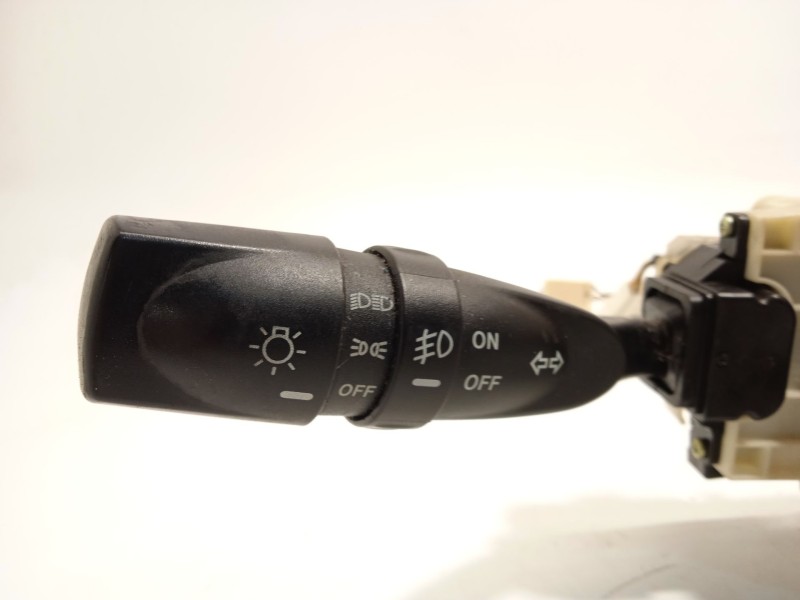 Recambio de mando intermitentes para ssangyong actyon i 2.0 xdi referencia OEM IAM 8590009152 8591009121 