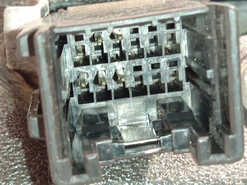 Recambio de retrovisor derecho para ssangyong actyon i 2.0 xdi referencia OEM IAM 7892031020LAK  