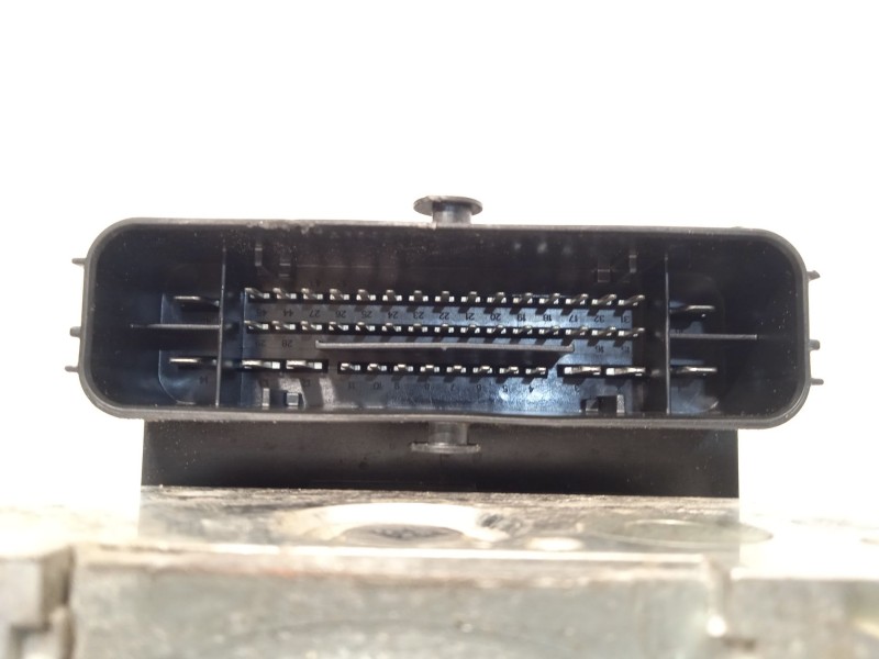 Recambio de abs para volkswagen touran (5t1) 2.0 tdi referencia OEM IAM 5Q0614517EJ 28516330103 10022016524
