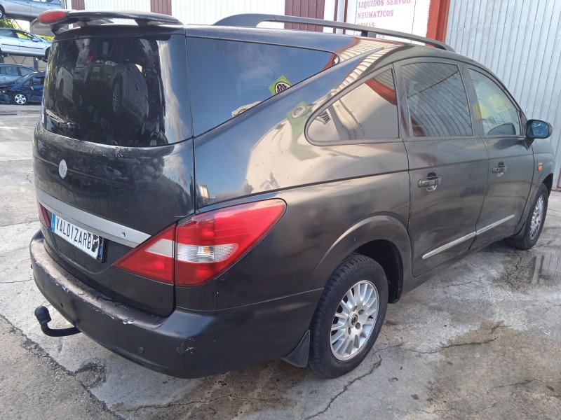 ssangyong rodius i del año 2006