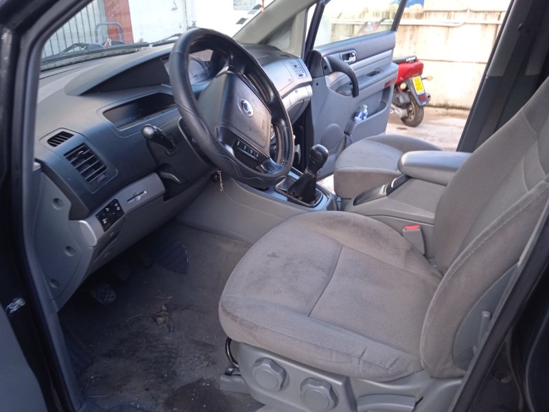 ssangyong rodius i del año 2006