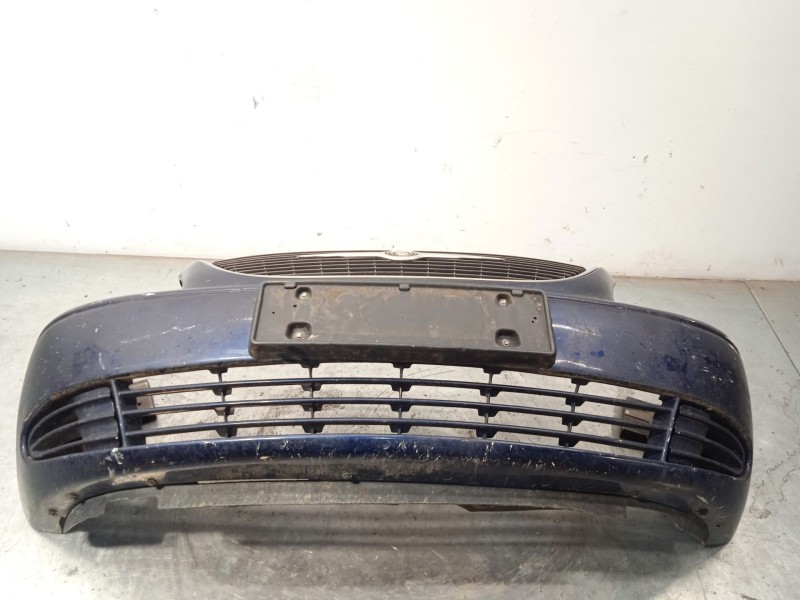 Recambio de paragolpes delantero para chrysler voyager iv (rg, rs) 2.5 crd referencia OEM IAM 5018639AA K05018639AA 