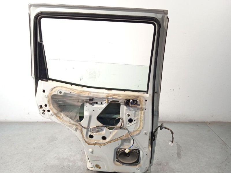 Recambio de puerta trasera izquierda para nissan terrano ii (r20) 2.7 tdi 4wd referencia OEM IAM 821017F630  