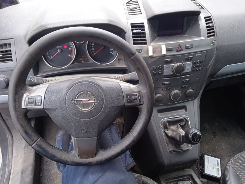 opel zafira / zafira family b (a05) del año 2006