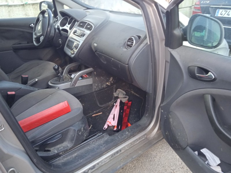 seat altea (5p1) del año 2010