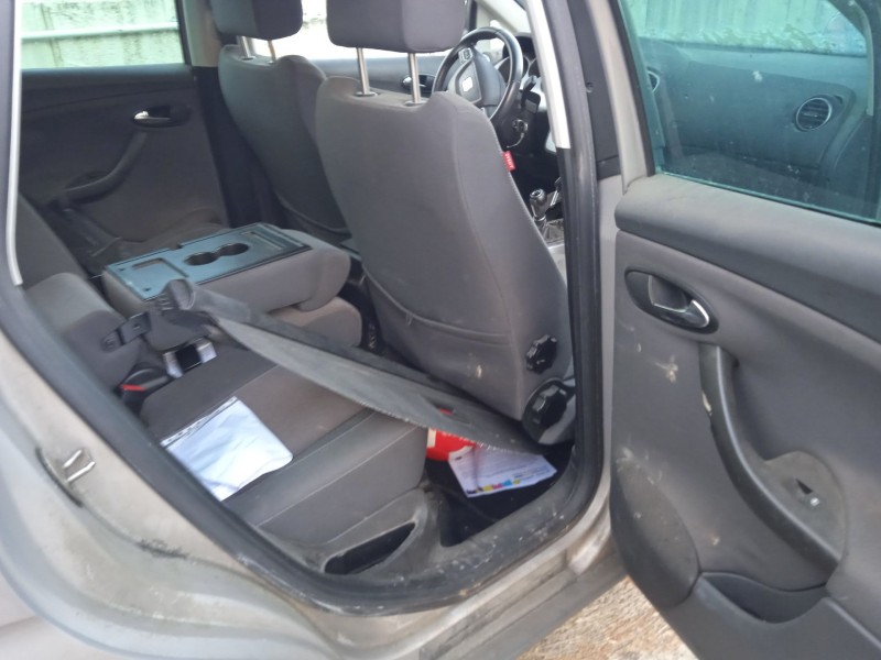 seat altea (5p1) del año 2010