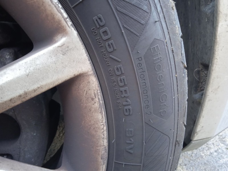 seat altea (5p1) del año 2010