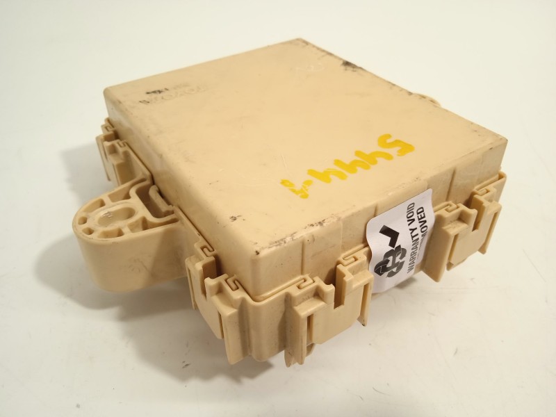 Recambio de caja reles / fusibles para lexus rx (_u3_) 400h (mhu38_) referencia OEM IAM 8267048060  