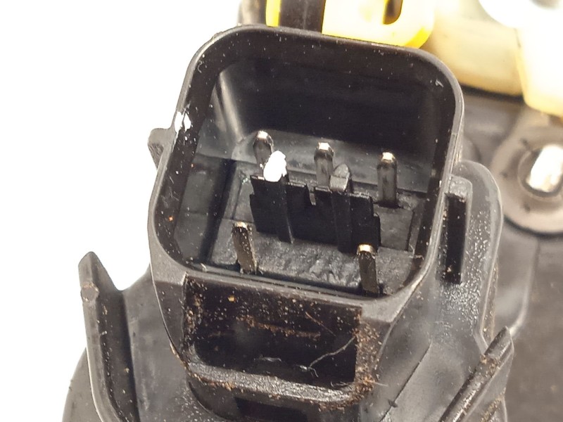 Recambio de cerradura puerta trasera derecha para ssangyong actyon i 2.0 xdi referencia OEM IAM 7132009003  