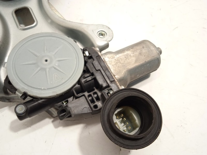 Recambio de elevalunas delantero izquierdo para lexus rx (_u3_) 400h (mhu38_) referencia OEM IAM 8572058010  0620401770