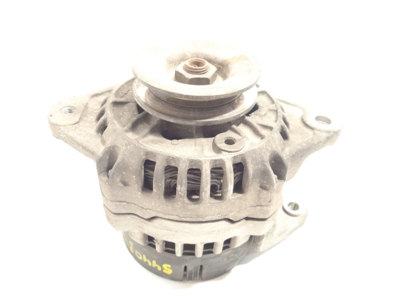 Recambio de alternador para nissan terrano ii (r20) 2.7 tdi 4wd referencia OEM IAM 231007F001  0123310051