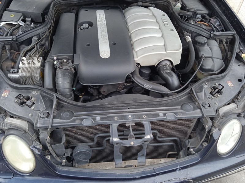 mercedes-benz clase e (w211) del año 2002