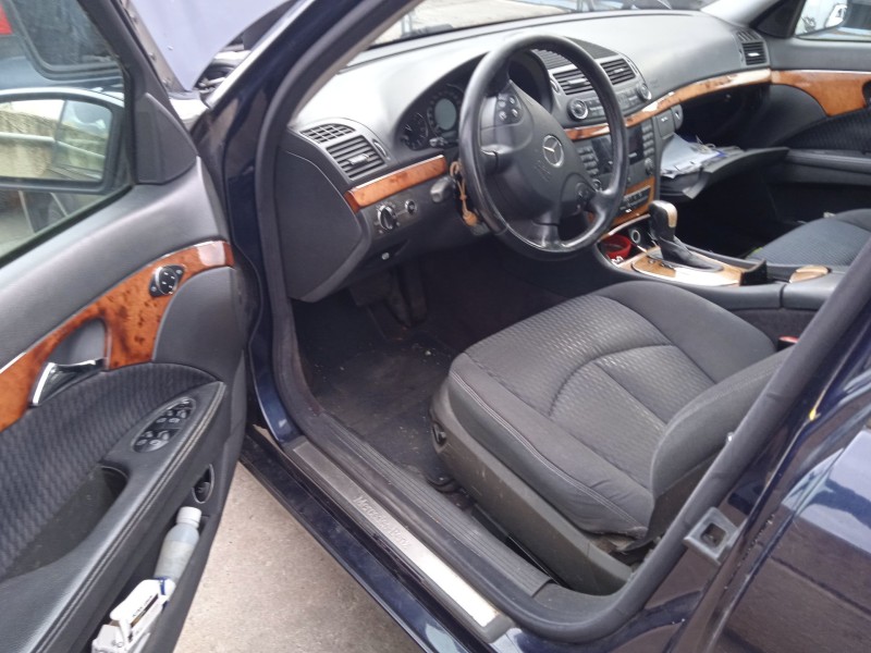 mercedes-benz clase e (w211) del año 2002